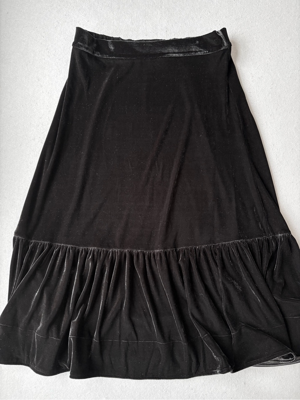 Vintage Soft Surroundings Noelle Black Velvet Midi Skirt with Ruffle Hem Sz L